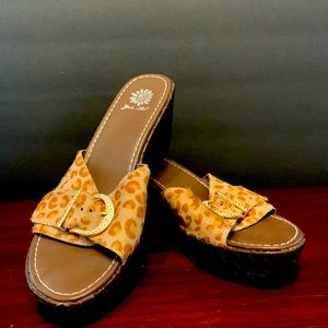 Platform wedge sandals, like new